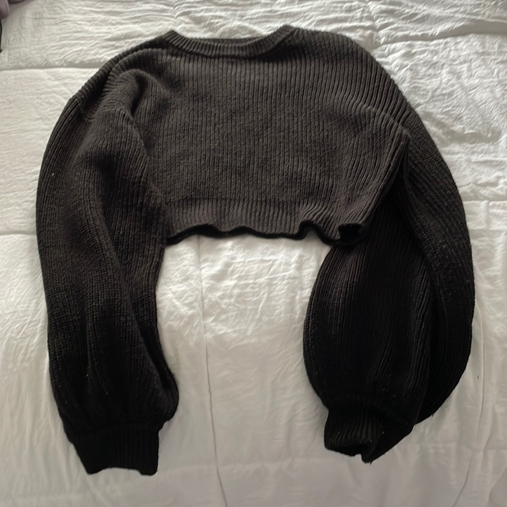 H&M black sweater - size small